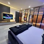 Design-villa Mit Privatem Pool & Stimmungsvoller Beleuchtung * Linz