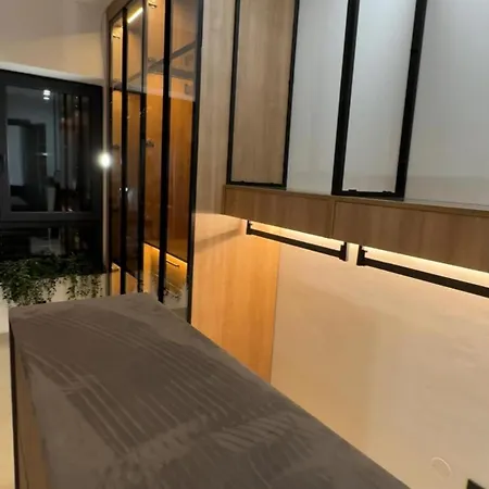 Villa Design-villa Mit Beheiztem Pool & Stimmungsvoller Beleuchtung *