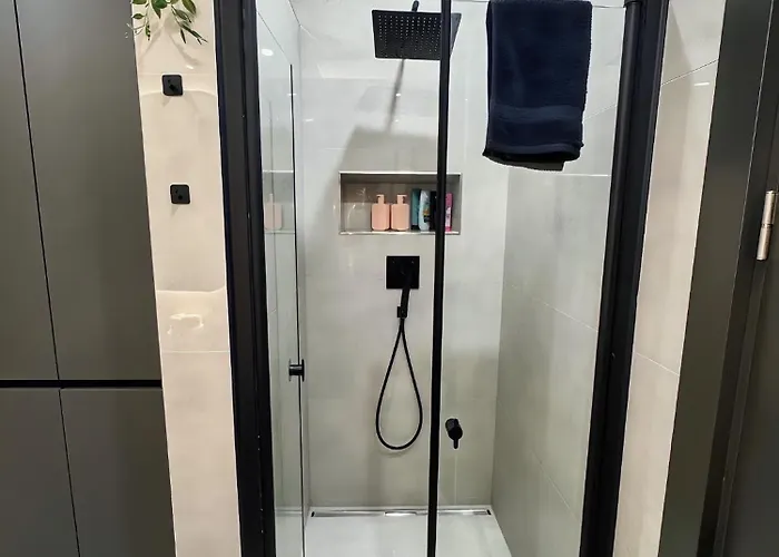 Вілла Design-villa Mit Privatem Pool & Stimmungsvoller Beleuchtung